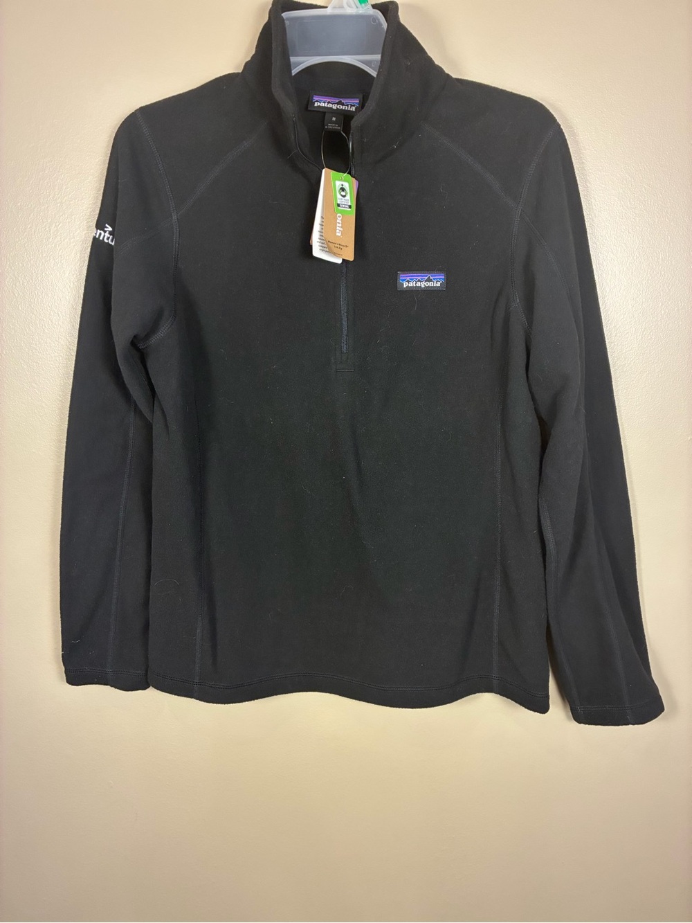 NWTs Patagonia 1/4 Zip Micro Fleece Pullover Company Logo